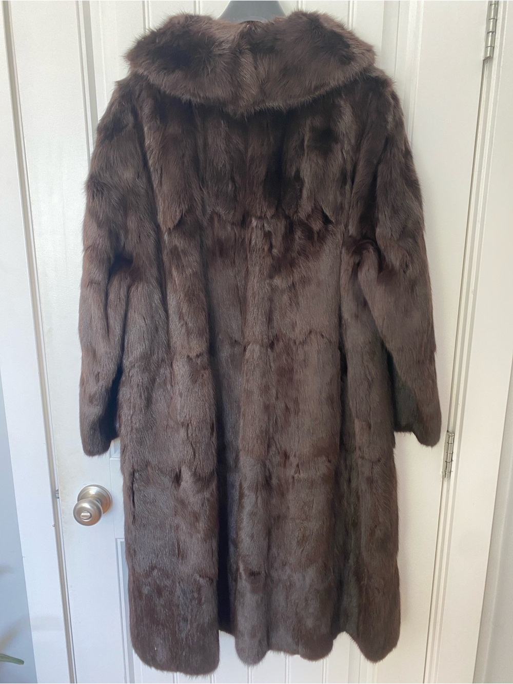 Vintage 1970’s Real Mink Fur Coat - Picture 2 of 4